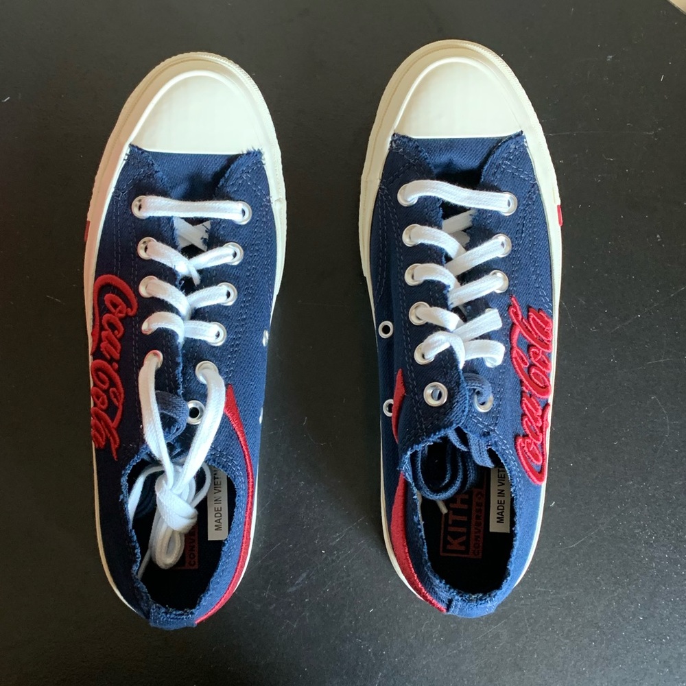 Kith x Coca-Cola x Converse Chuck 70 Low - Picture 4 of 7